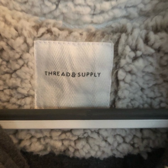 Thread & Supply wubby pullover - Picture 2 of 5